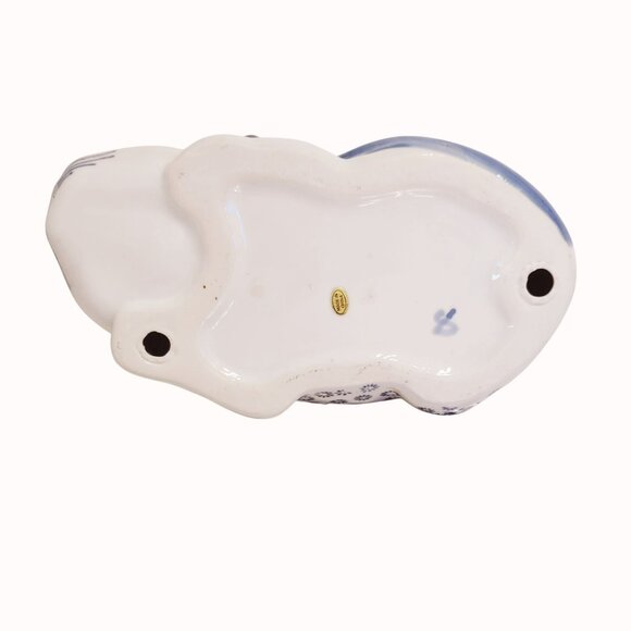 Vintage Chinese Porcelain Blue & White Floral Sleeping Cat Figurine 10-Inches - Picture 5 of 5